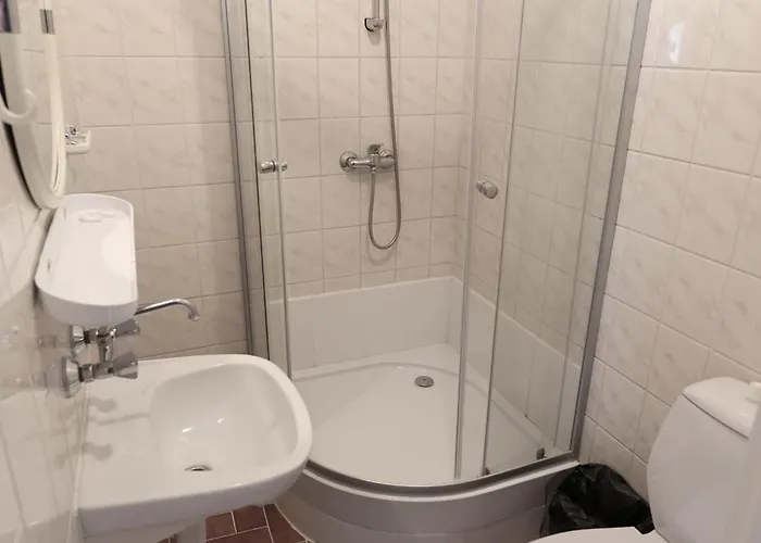 Bed & Breakfast Agro Obiekt Hotelowy Wroclaw