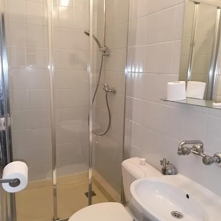 فندق مبيت وإفطار Agro Obiekt Hotelowy 3*