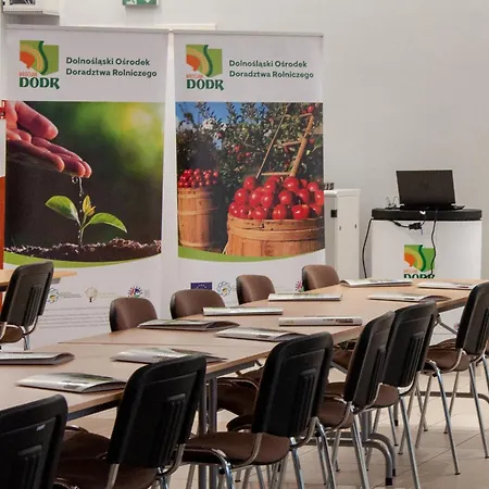 Agro Obiekt Hotelowy * Wroclaw