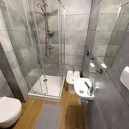 Agro Obiekt Hotelowy B&B 브로츠와프